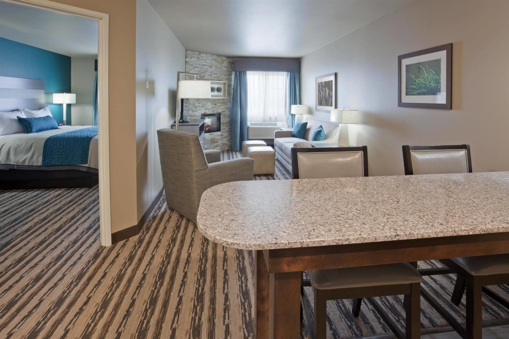 Grandstay Hotel & Suites Valley City Kültér fotó